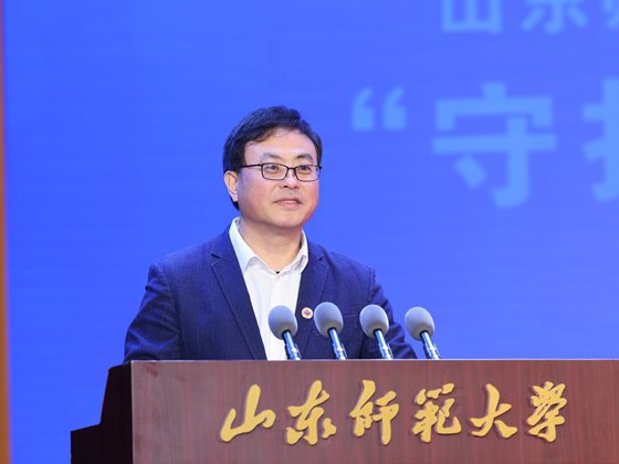 进家庭“守护成长”心理护航行动出征仪